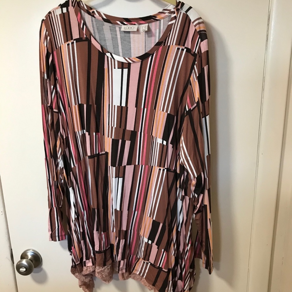 Pink print top